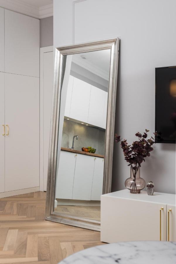 Wielopole17 Miro Apartment With Ac 克拉科夫 外观 照片