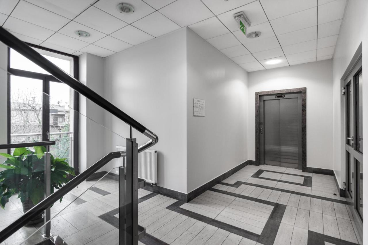 Wielopole17 Miro Apartment With Ac 克拉科夫 外观 照片
